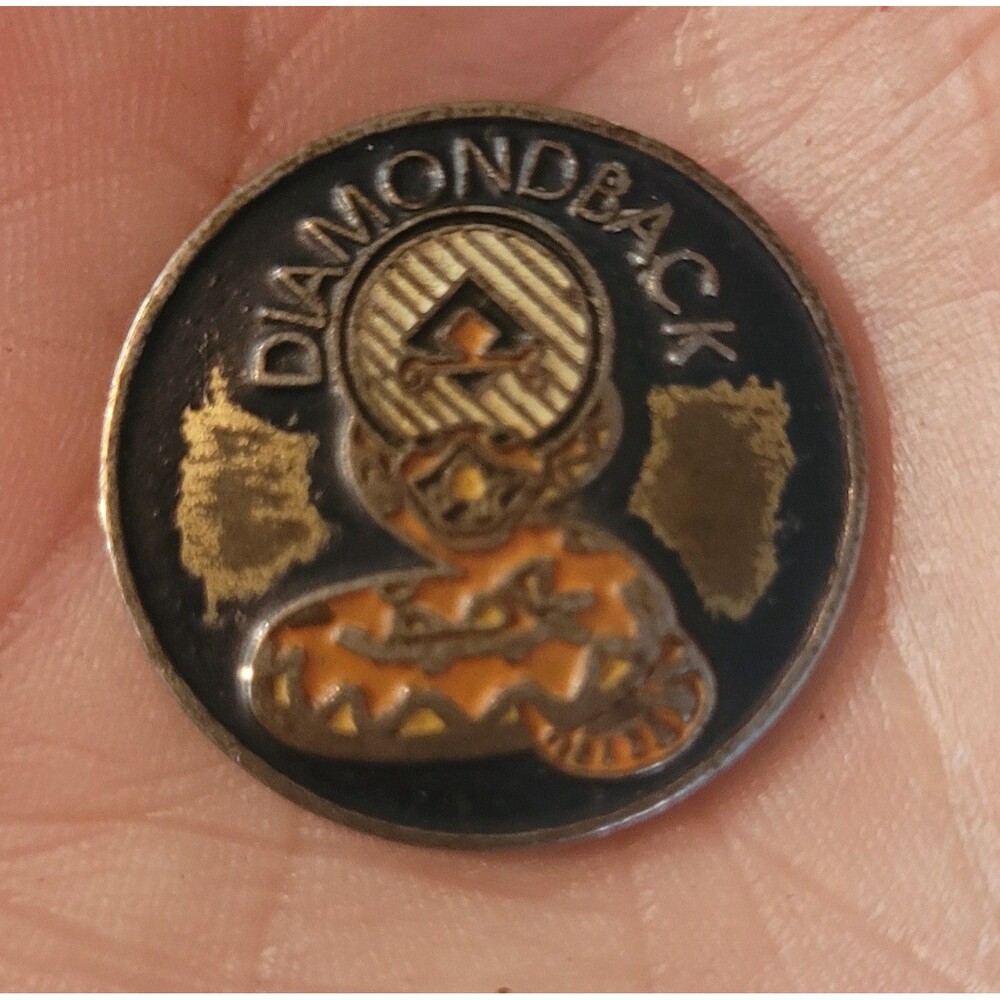 Vtg Diamondback Golf Ball Marker